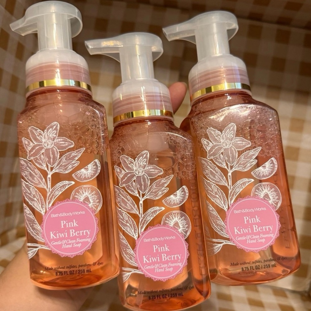 Bath and Body Works Pink Kiwi Berry Lot